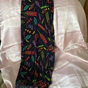 LULAROE ladies maxi skirt. Excellent condition. See pictures for details.  2XL